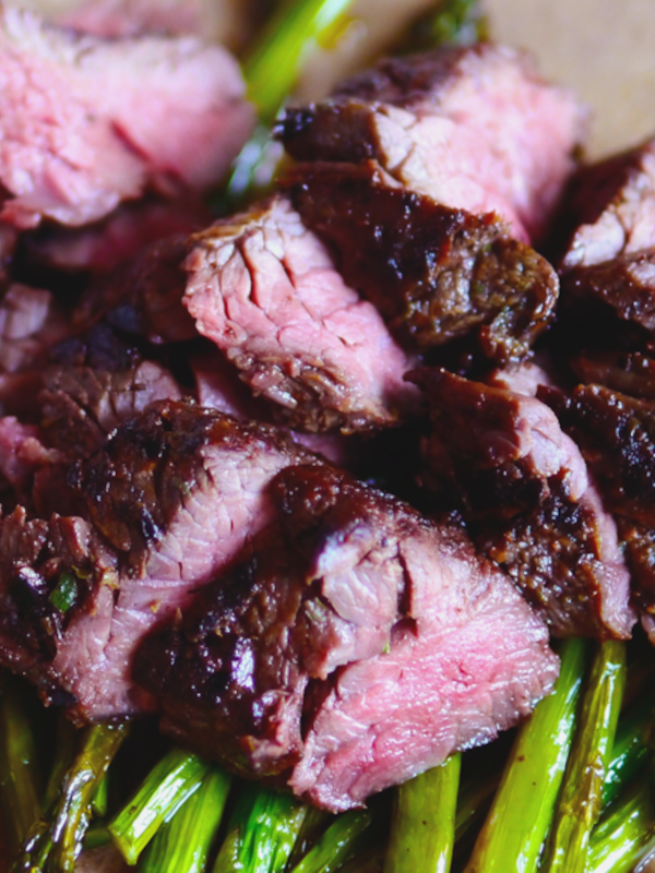 Rosemary onglet steak with polenta chips & asparagus